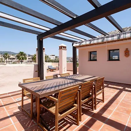 Santa Maria Elviria Golf Penthouse With Large Private Terrace And Sea Views -029 Apartment *