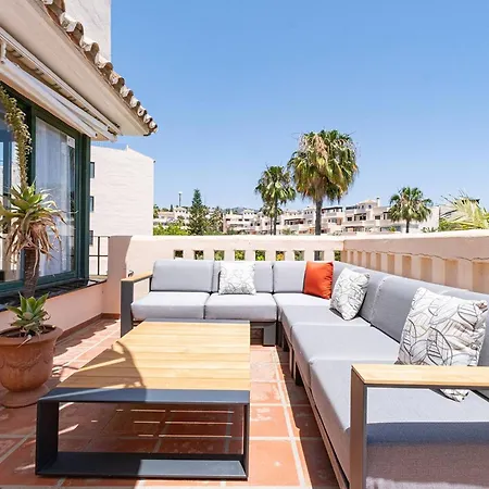 Santa Maria Elviria Golf Penthouse With Large Private Terrace And Sea Views -029 מארבלה